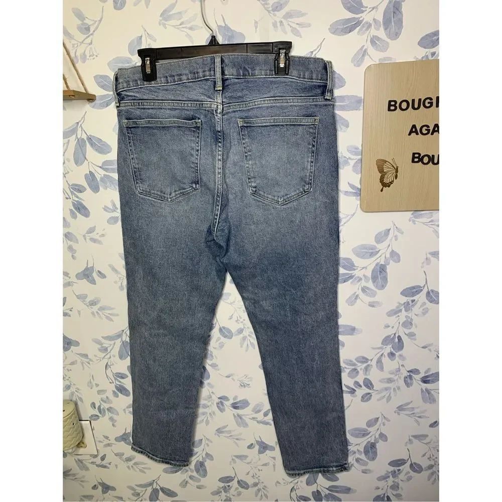GAP Light Wash Distressed High Rise Slim Straight Denim Jeans Size 16/33 - Picture 3 of 7